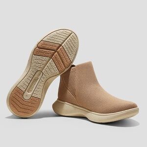 VIVAIA Tan Knit Slip On Sneaker Ankle Boots Urban Nutmeg Round Toe 9